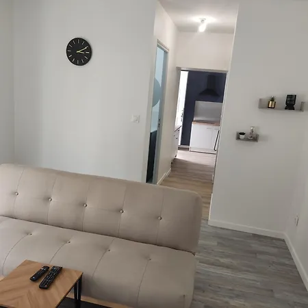 Apartment Gite Manthes Manthes